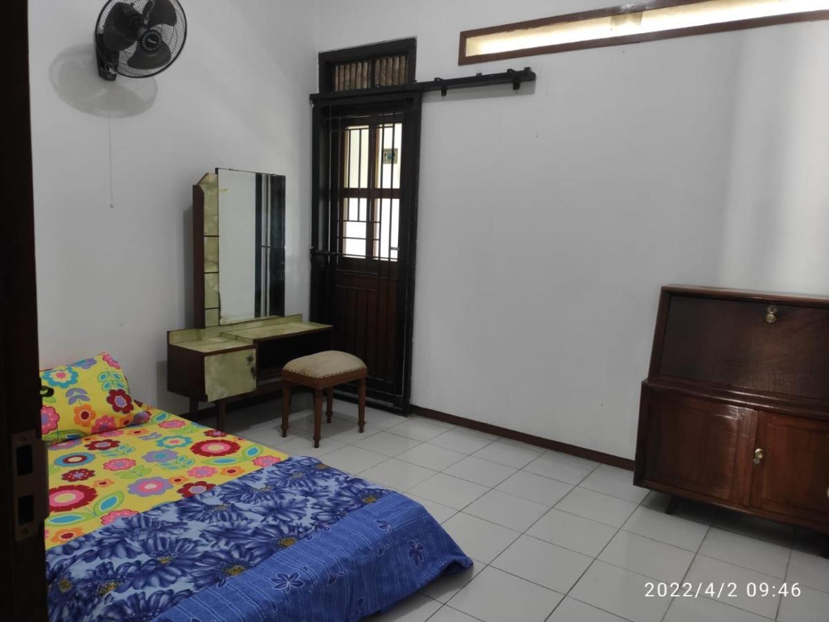 Kelana 2 Nice Homestay Семаранг Экстерьер фото