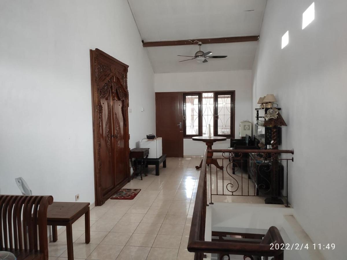 Kelana 2 Nice Homestay Семаранг Экстерьер фото